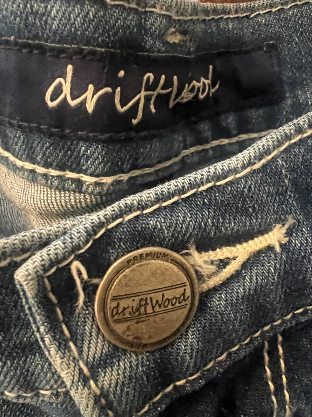 DRIFTWOOD Embroidered Shorts 32 - Picture 3 of 5